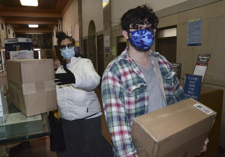 USPS faces holiday rush | News, Sports, Jobs - Tribune Chronicle - Vimarsana News